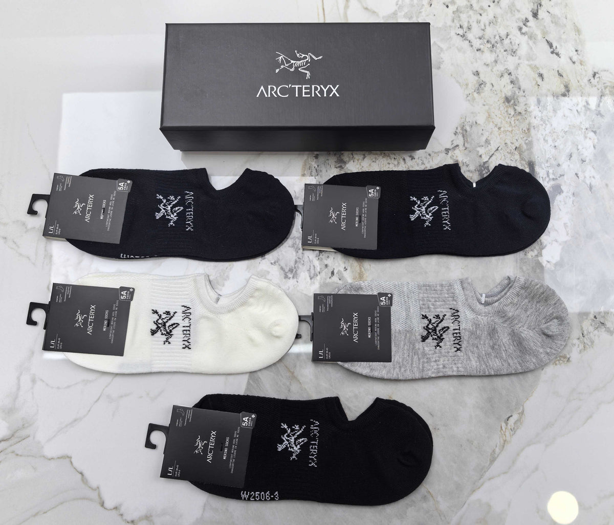 Arc'teryx Cotton Mixed Neutral Logo Detail No-Show Socks