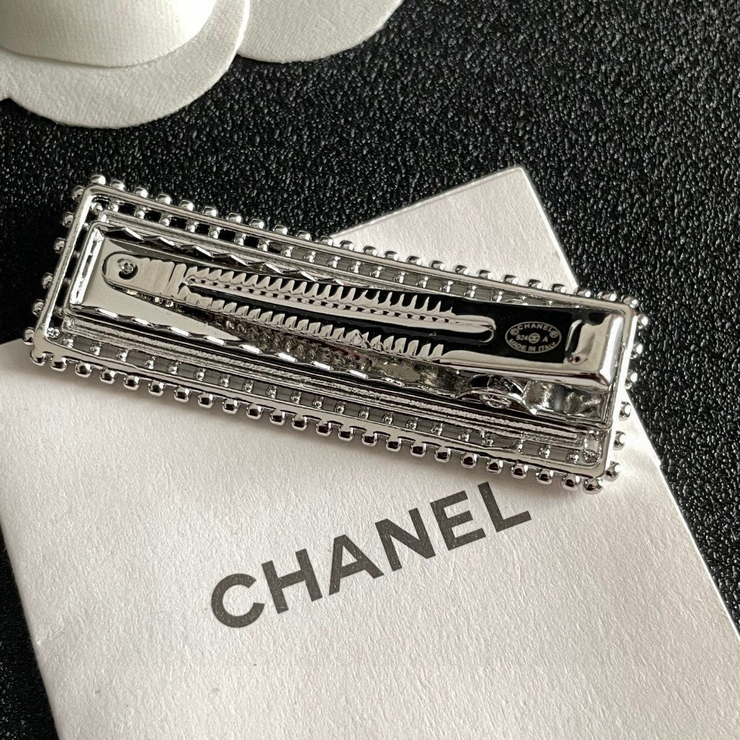 Martin Graham hair accessory in polished metal-tone – main product view