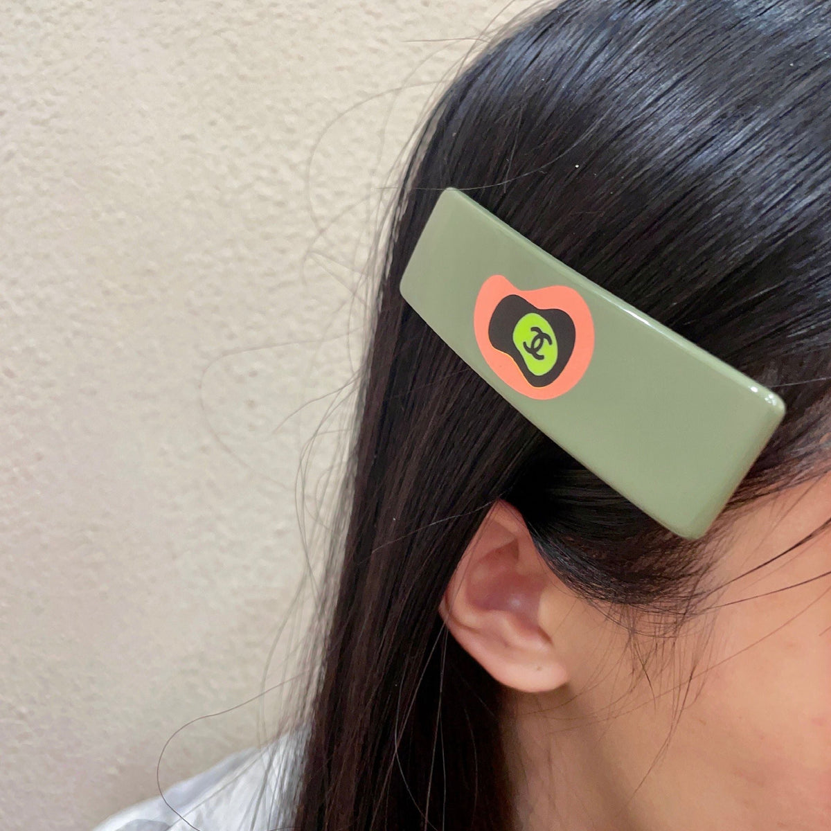 Martin Graham hair accessory in polished metal-tone – front product view