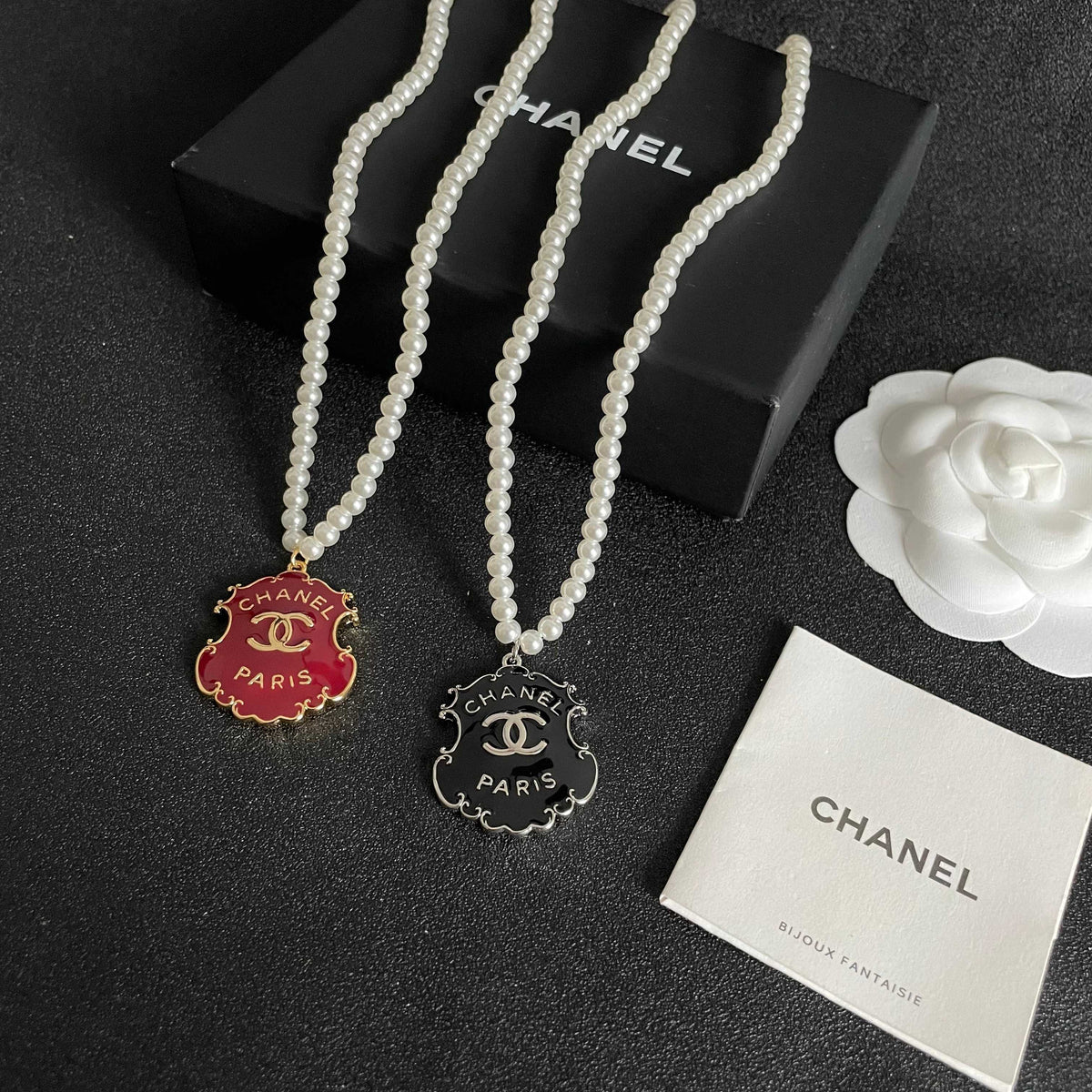 Martin Graham pendant necklace in polished metal-tone – close-up detail