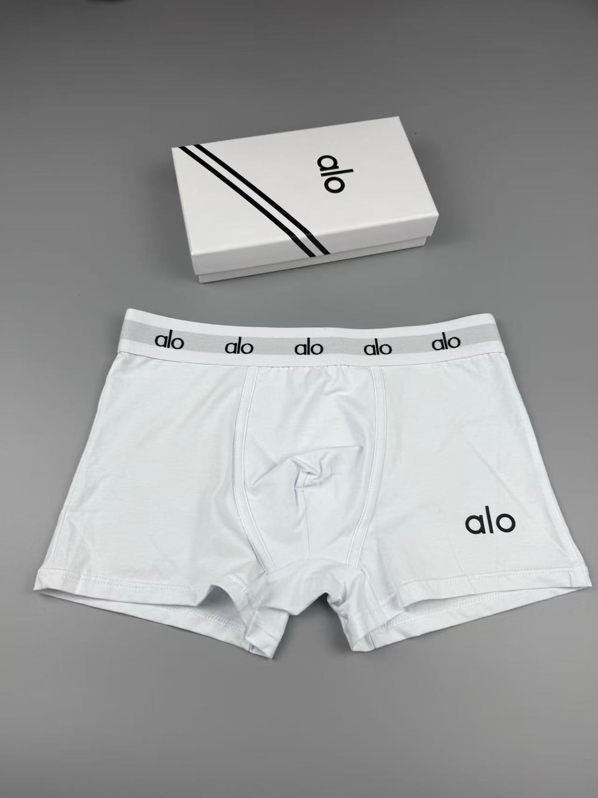 Alo Cotton Visible Colour, Waistband And Emblem Details Men's Boxer Briefs - 3-Piece Box