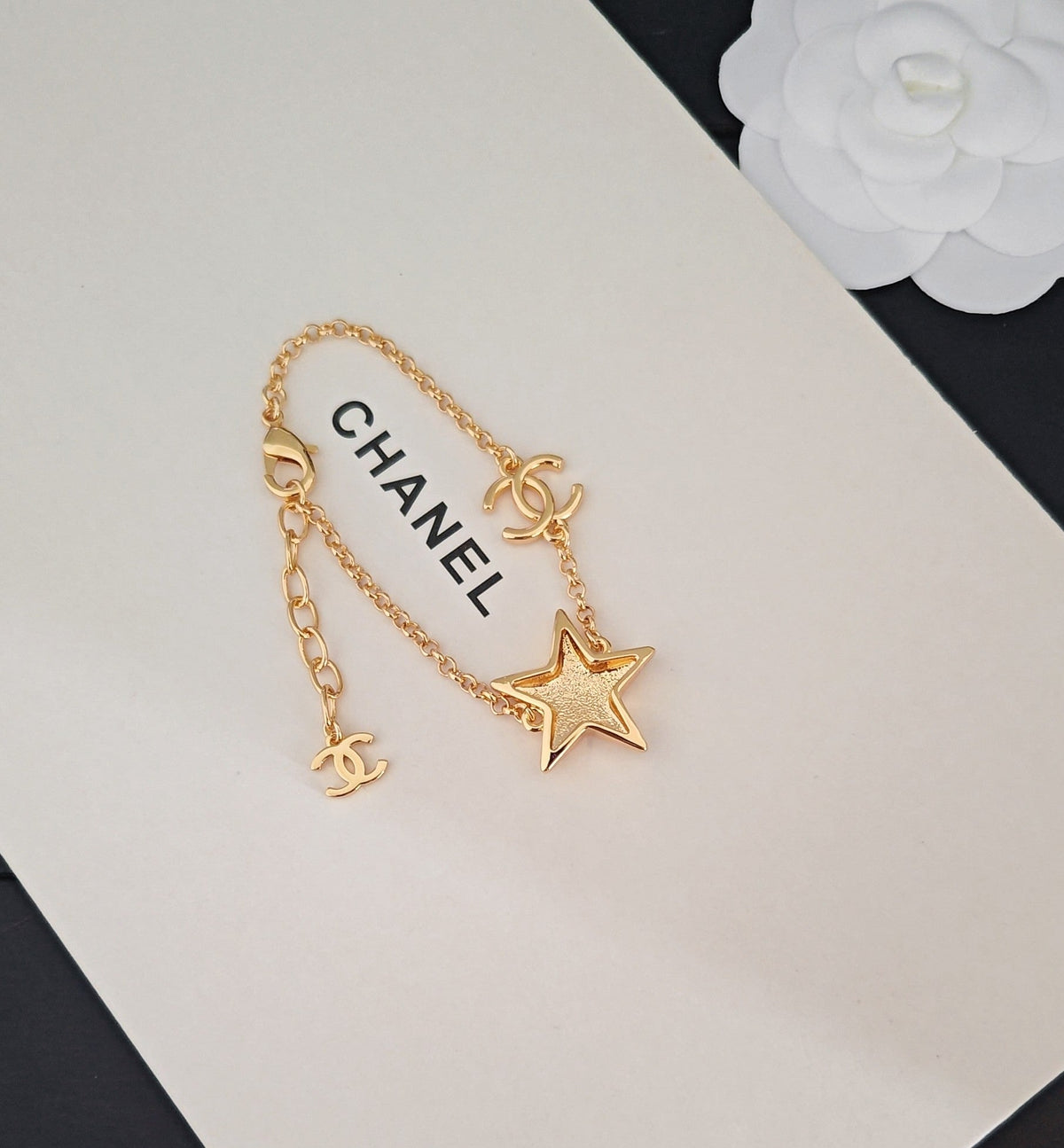 Martin Graham bracelet in polished metal-tone – front product view