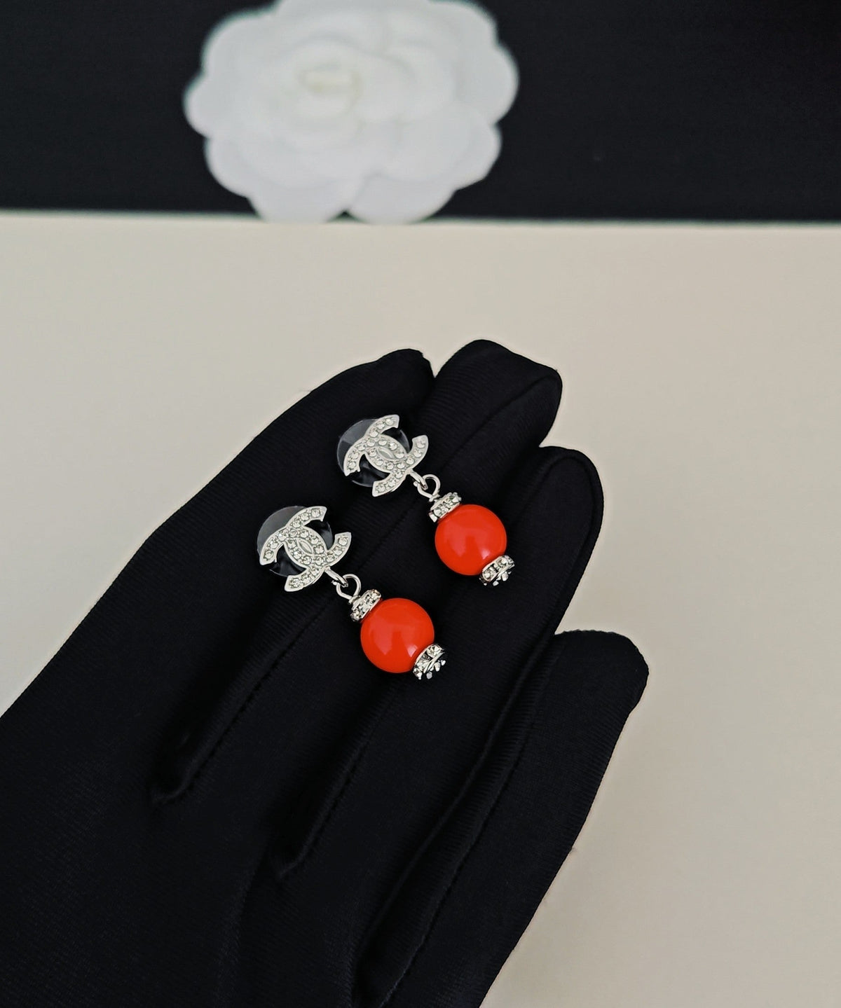Martin Graham earrings in polished metal-tone – detail view