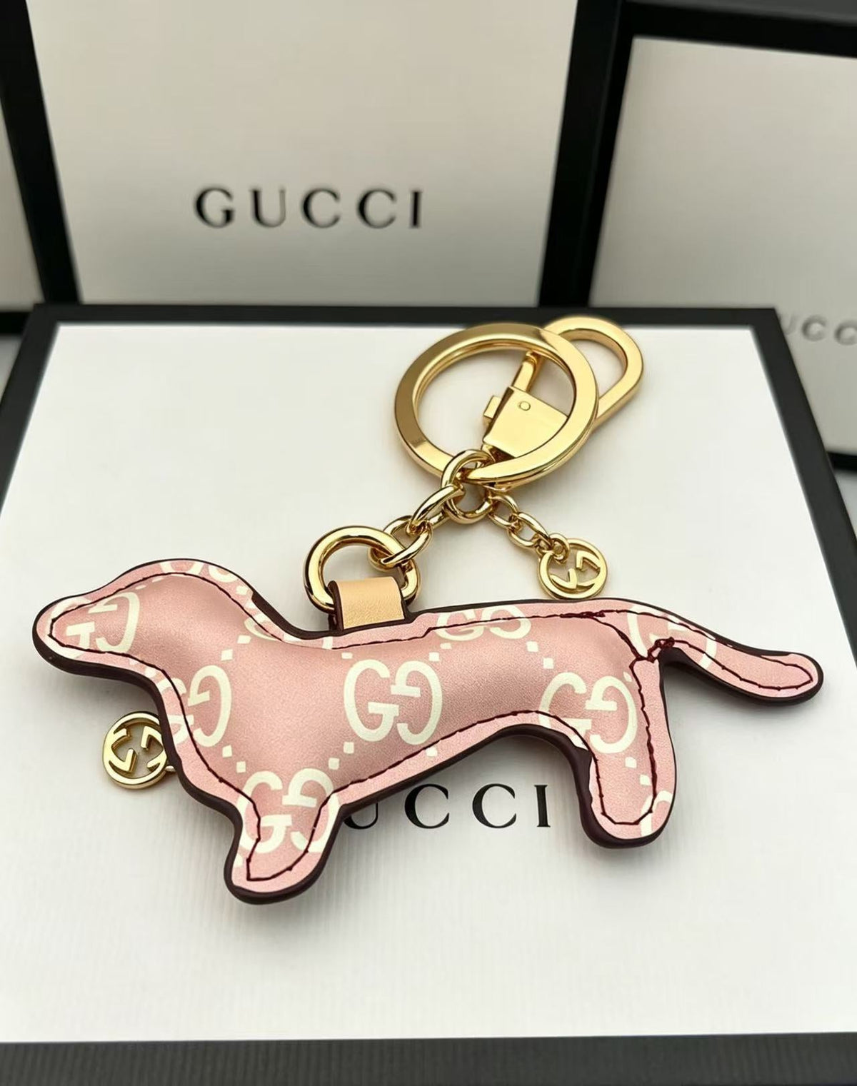 Martin Graham keychain in polished metal-tone – side detail