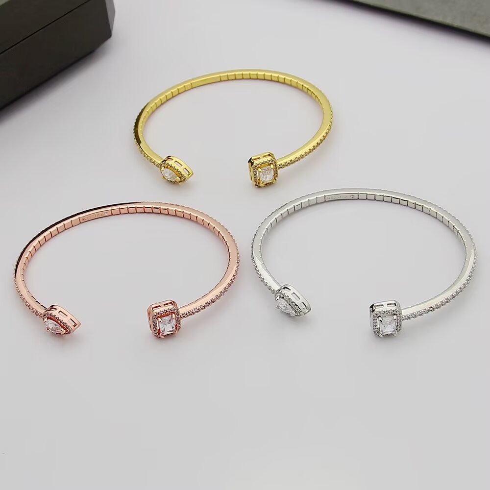 Martin Graham bangle in polished metal-tone – close-up detail