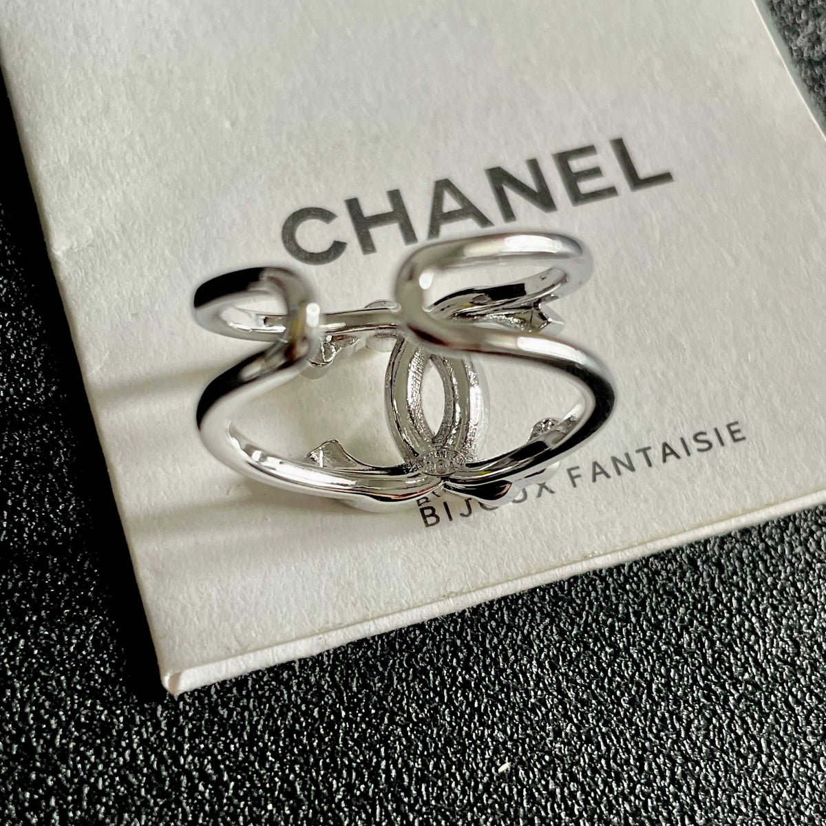 Martin Graham ring in polished metal-tone – main product view