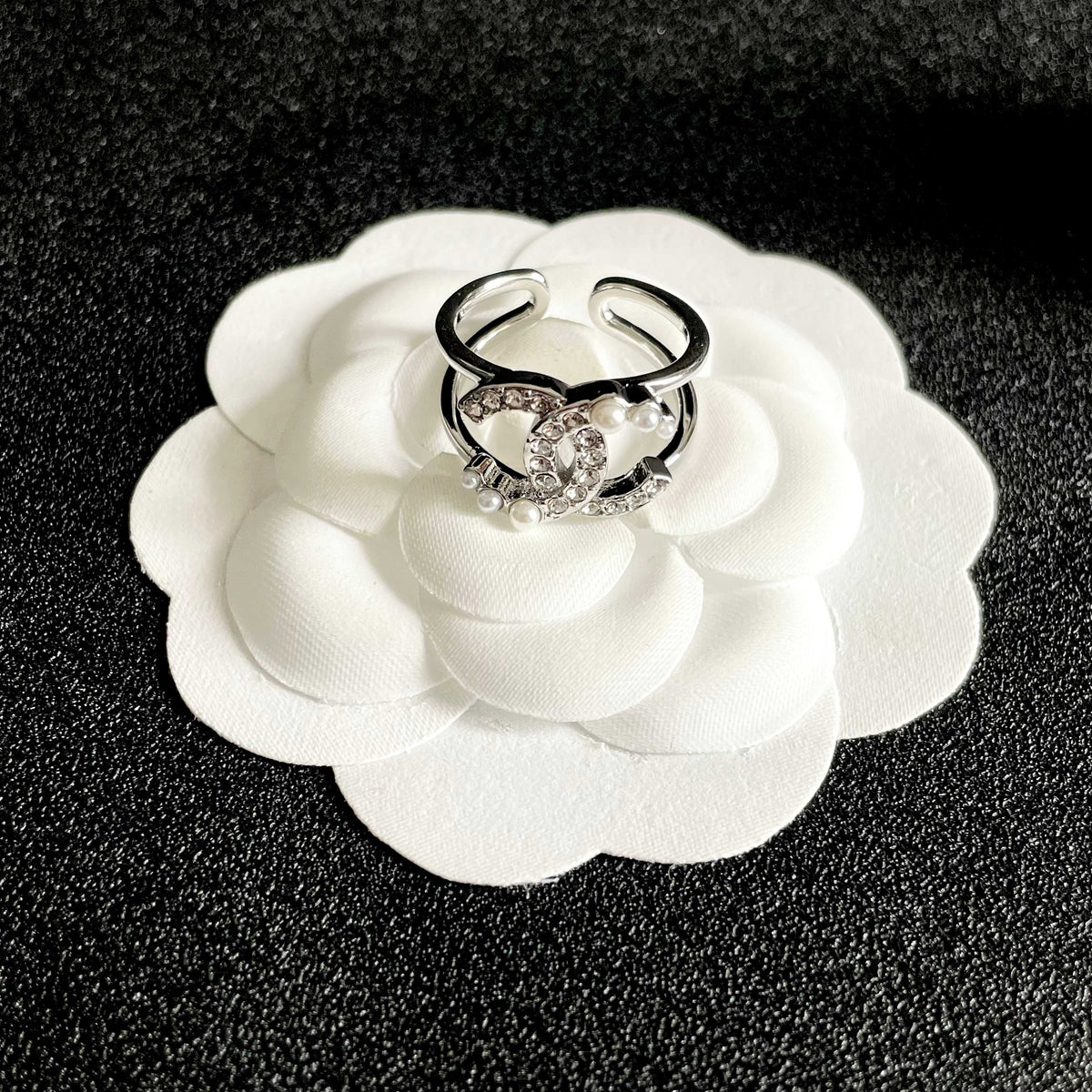 Martin Graham ring in polished metal-tone – front product view
