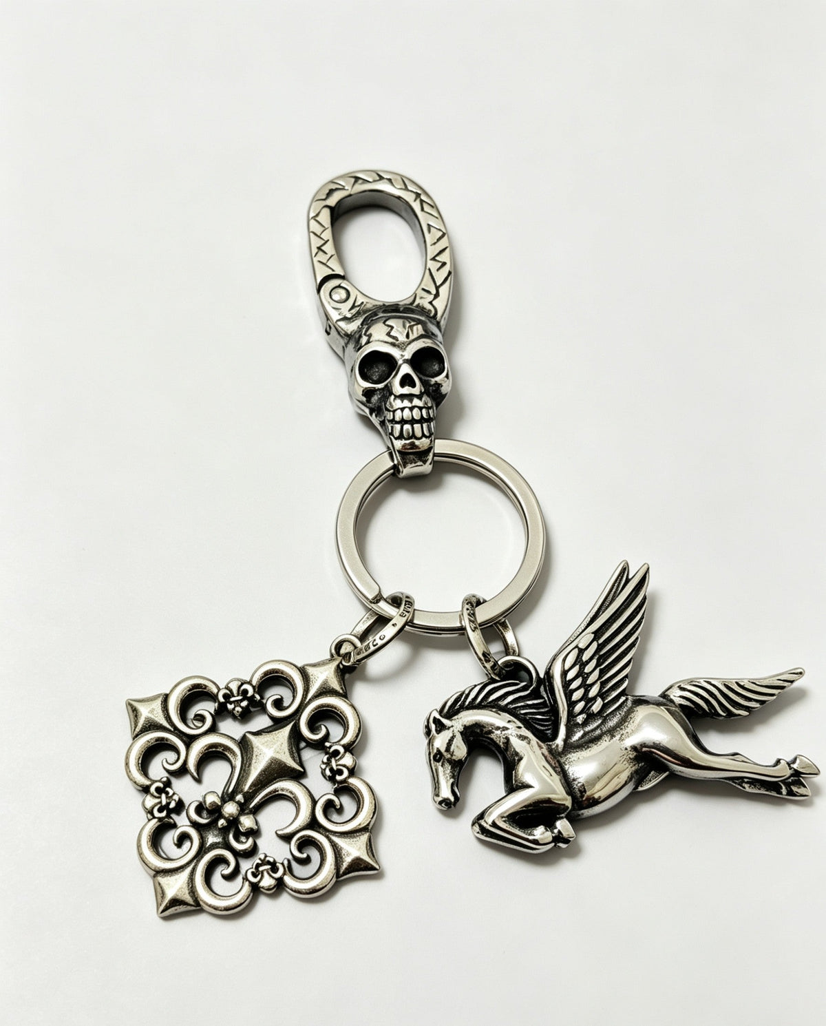 Martin Graham keychain in polished metal-tone – detail view