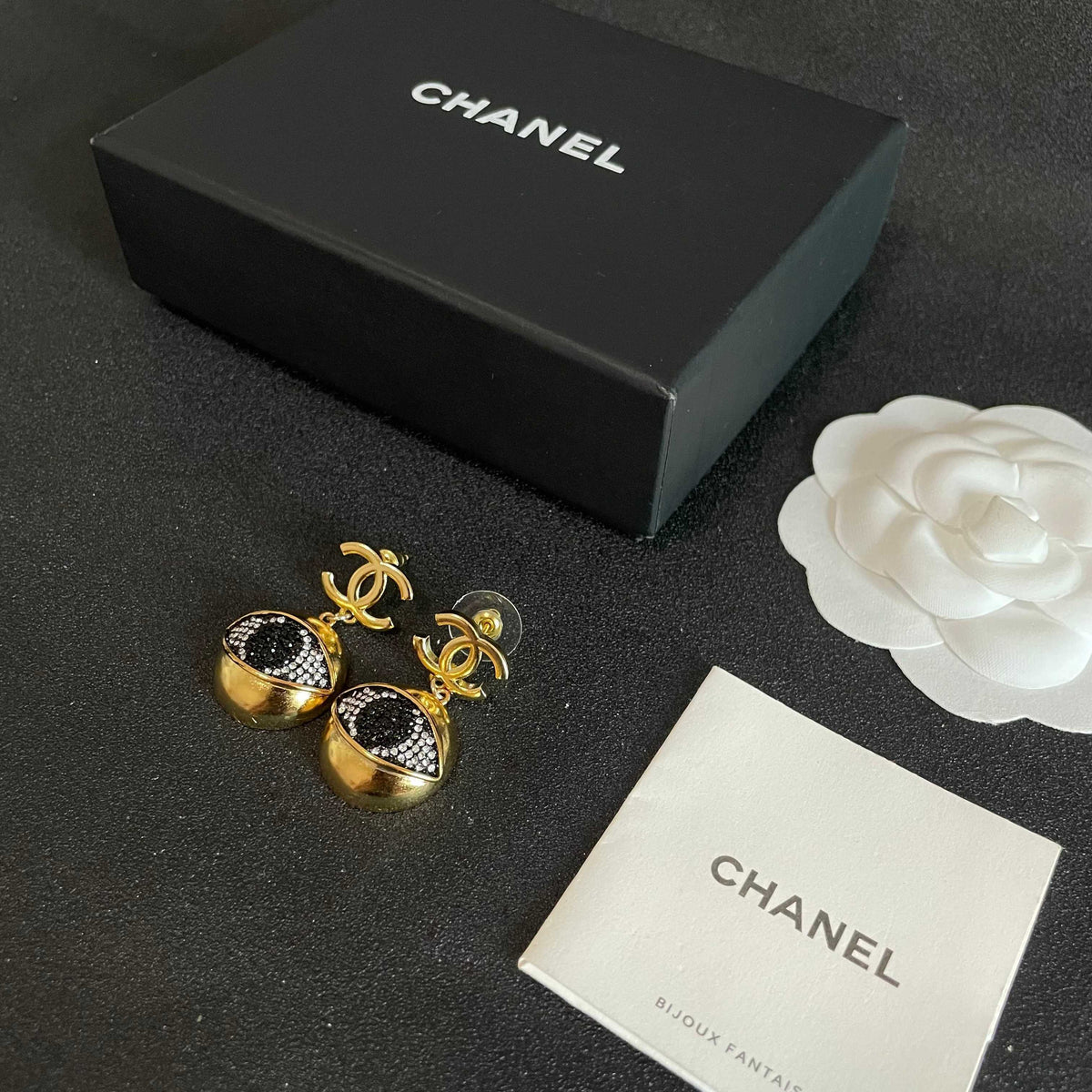 Martin Graham earrings in polished metal-tone – side detail