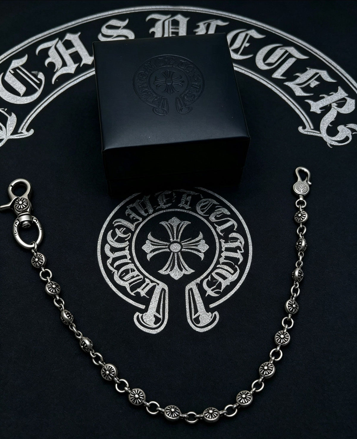 Martin Graham chain accessory in polished metal-tone – front product view