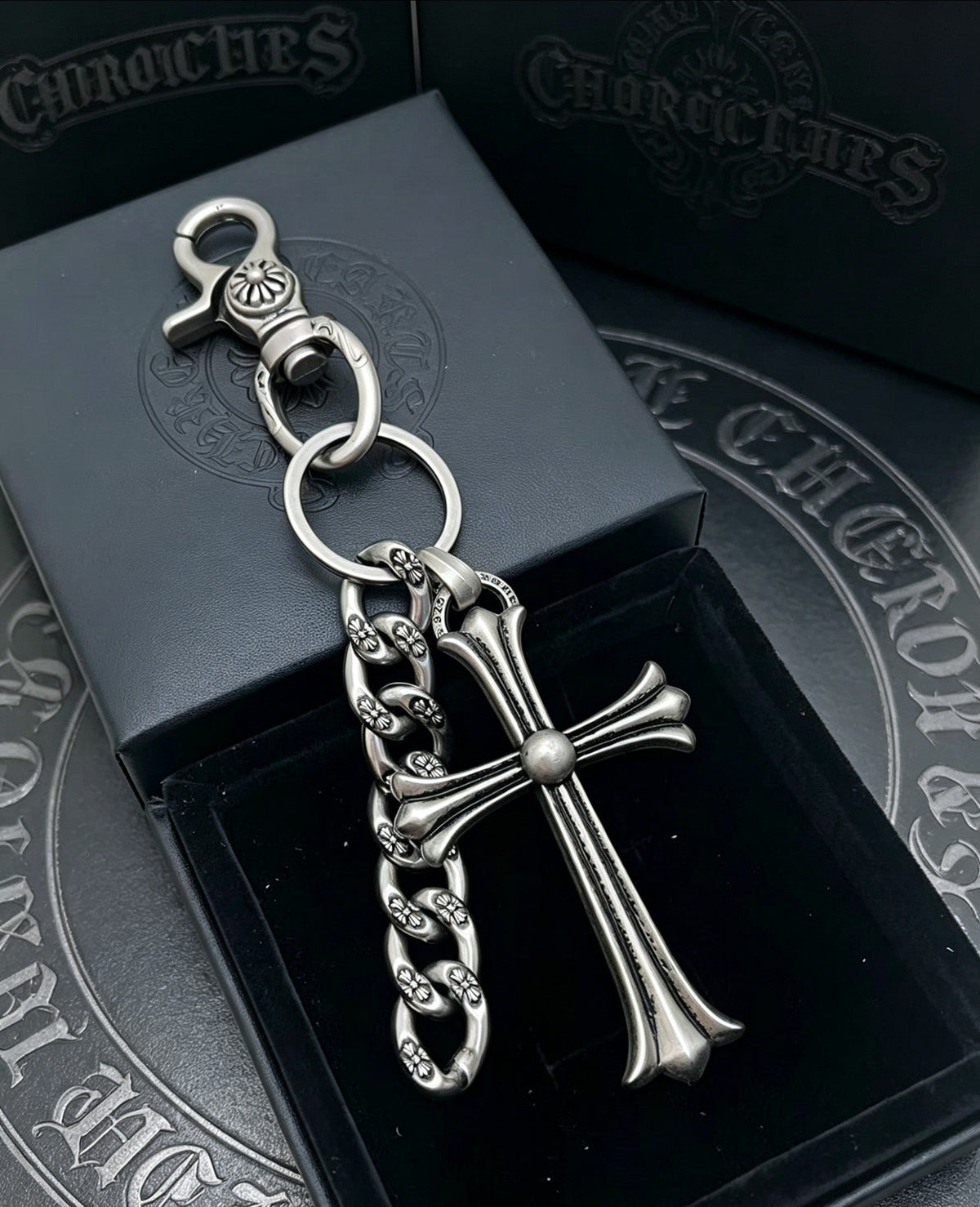 Martin Graham chain accessory in polished metal-tone – front product view