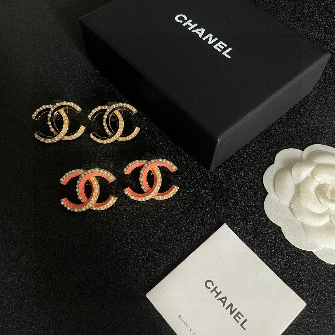 Martin Graham stud earrings in polished metal-tone – side detail