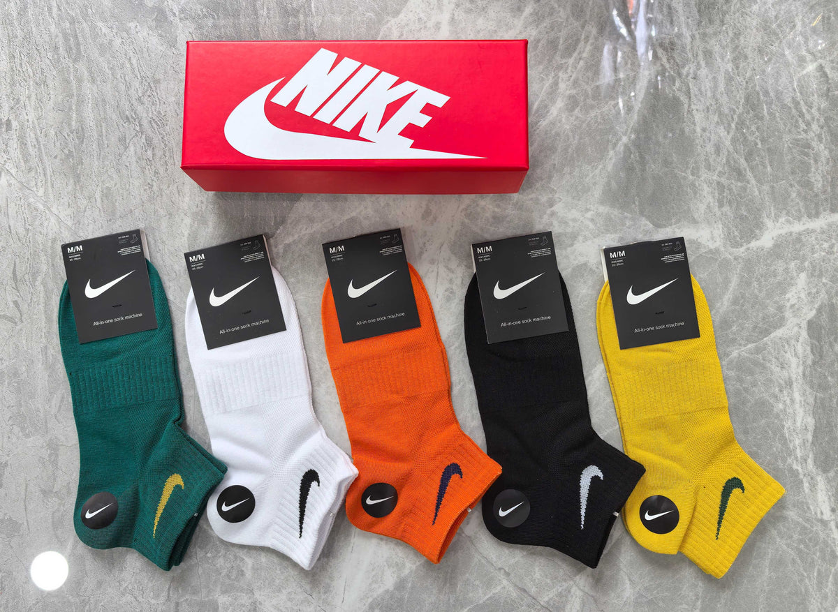 Nike Cotton Visible Colour, Cuff And Emblem Details No-Show Socks - 5-Pair Set