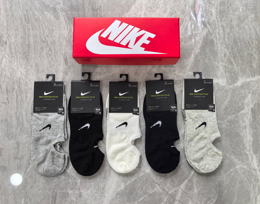 Nike Cotton Visible Colour, Cuff And Emblem Details No-Show Socks - 5-Pair Set