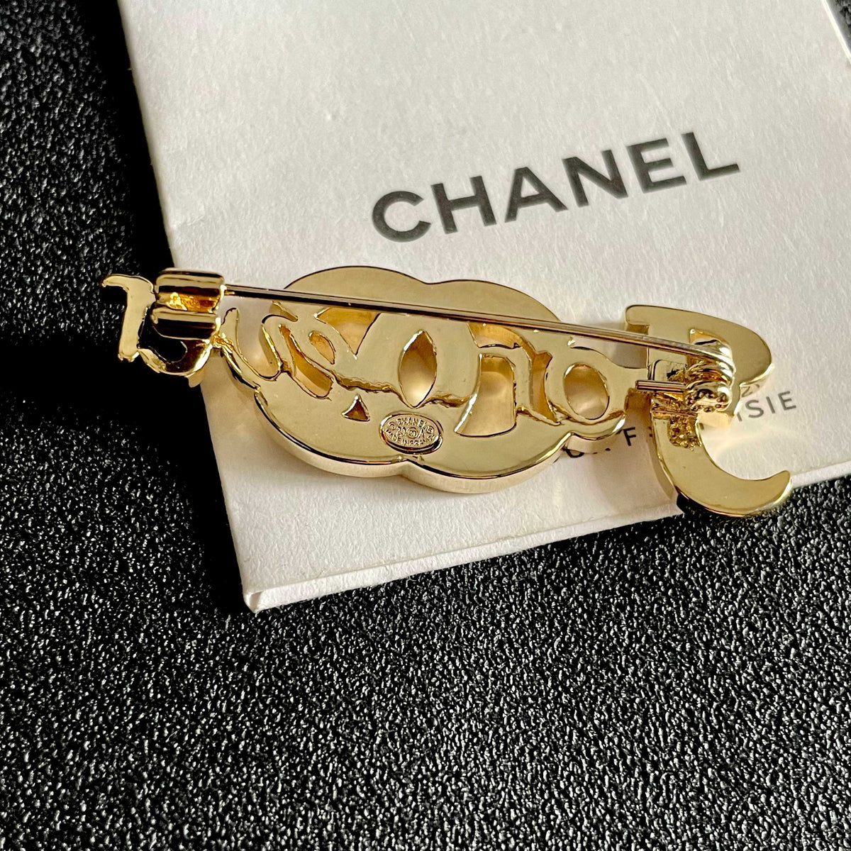 Martin Graham brooch in polished metal-tone – main product view