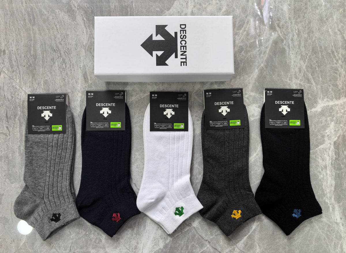 Descente Cotton Visible Colour, Cuff And Emblem Details Ankle Socks - 5-Pair Set