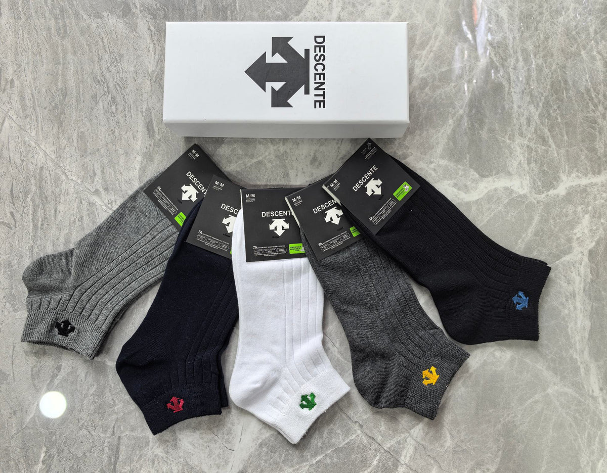 Descente Cotton Visible Branded Cuff Or Emblem Details No-Show Socks - 5-Pair Set