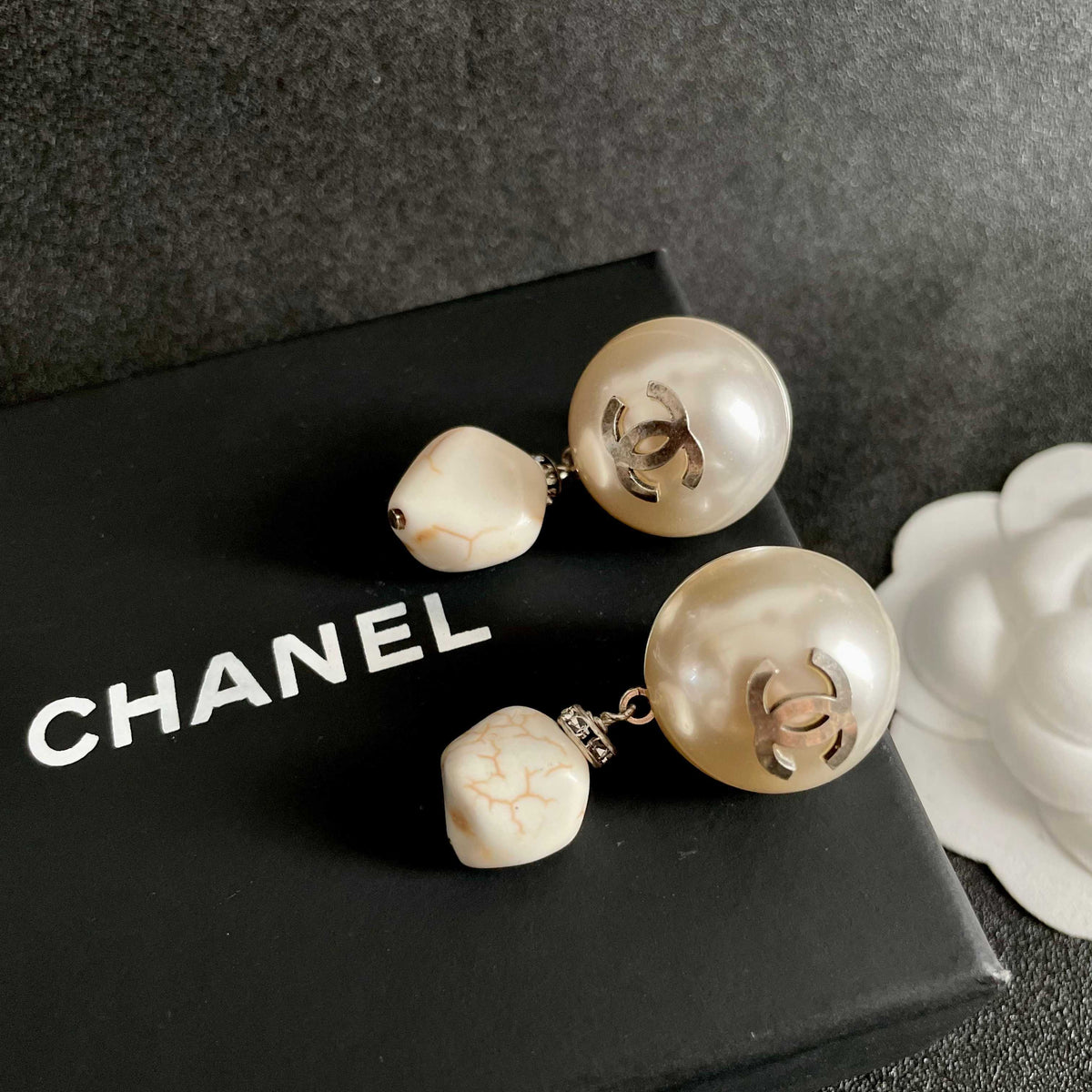 Martin Graham earrings in polished metal-tone – detail view