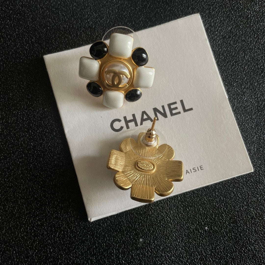 Martin Graham stud earrings in polished metal-tone – main product view