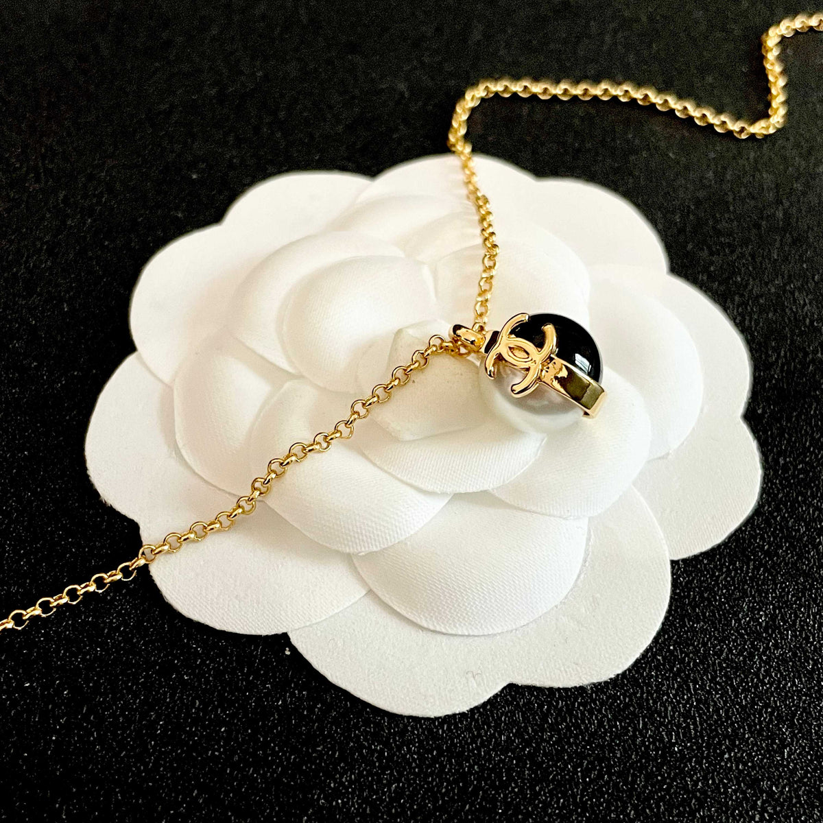 Martin Graham pendant necklace in polished metal-tone – front product view