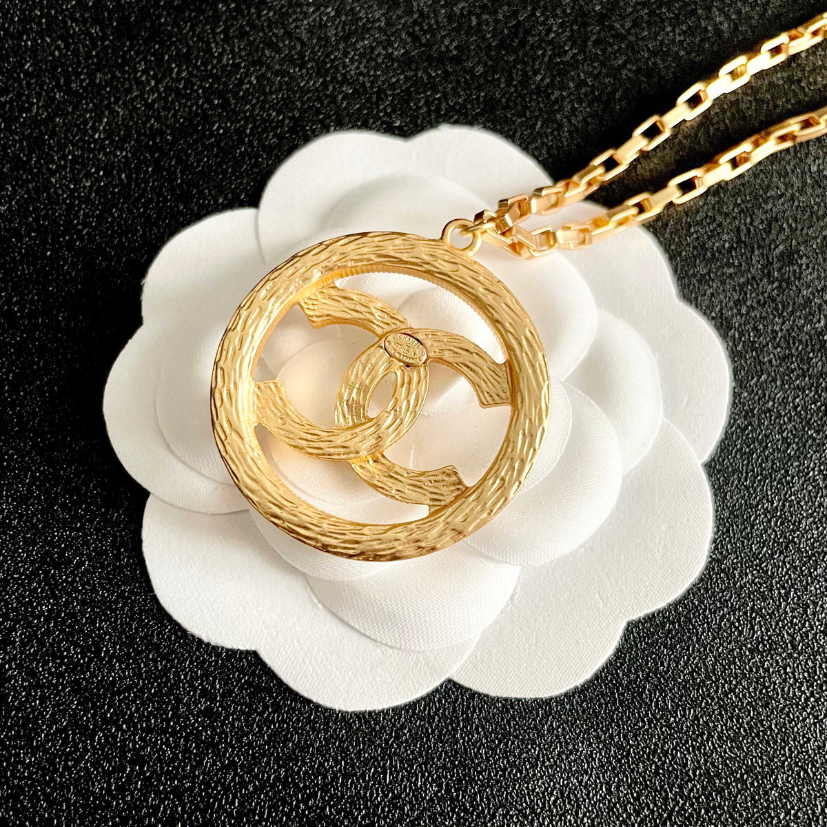 Martin Graham pendant necklace in polished metal-tone – front product view