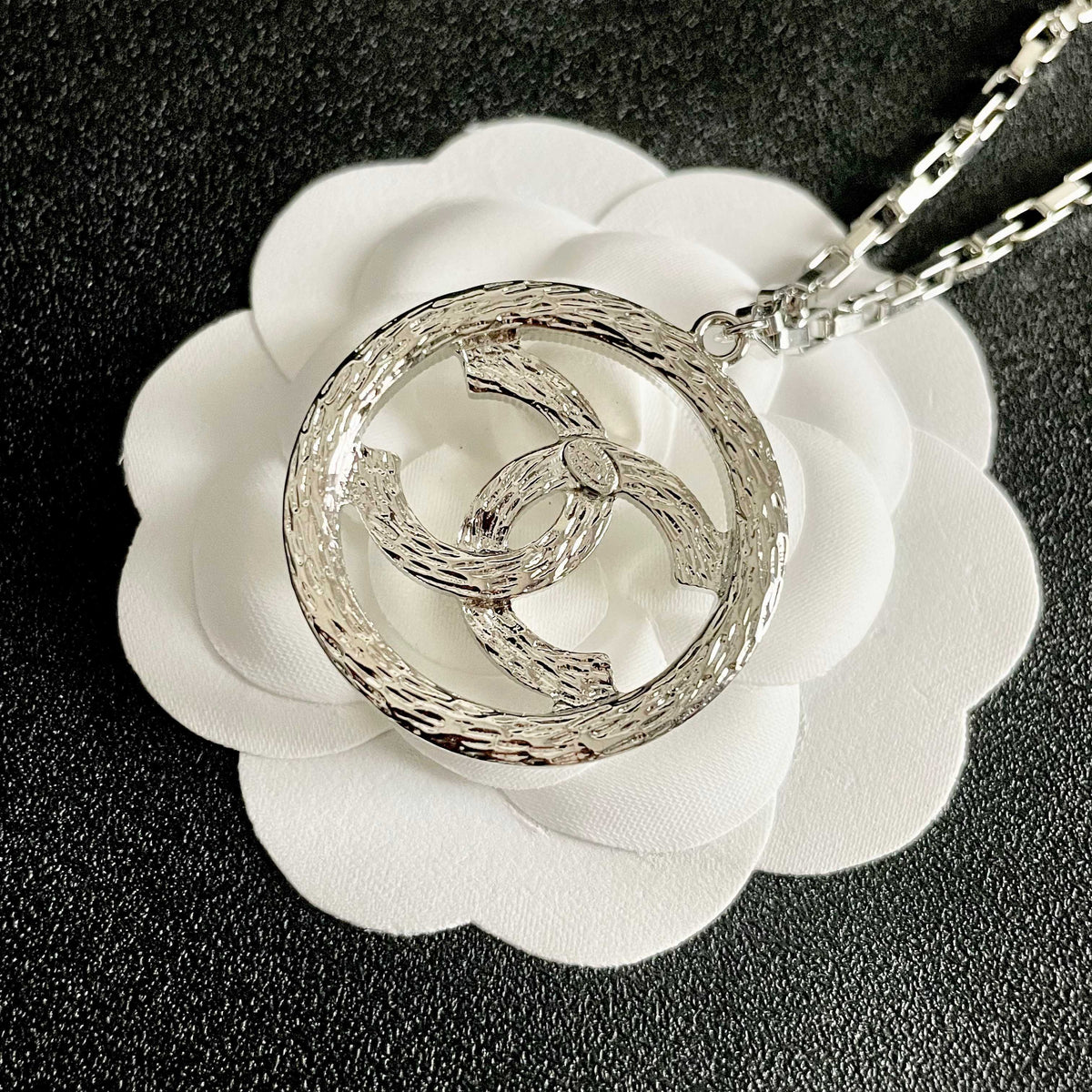 Martin Graham pendant necklace in polished metal-tone – front product view