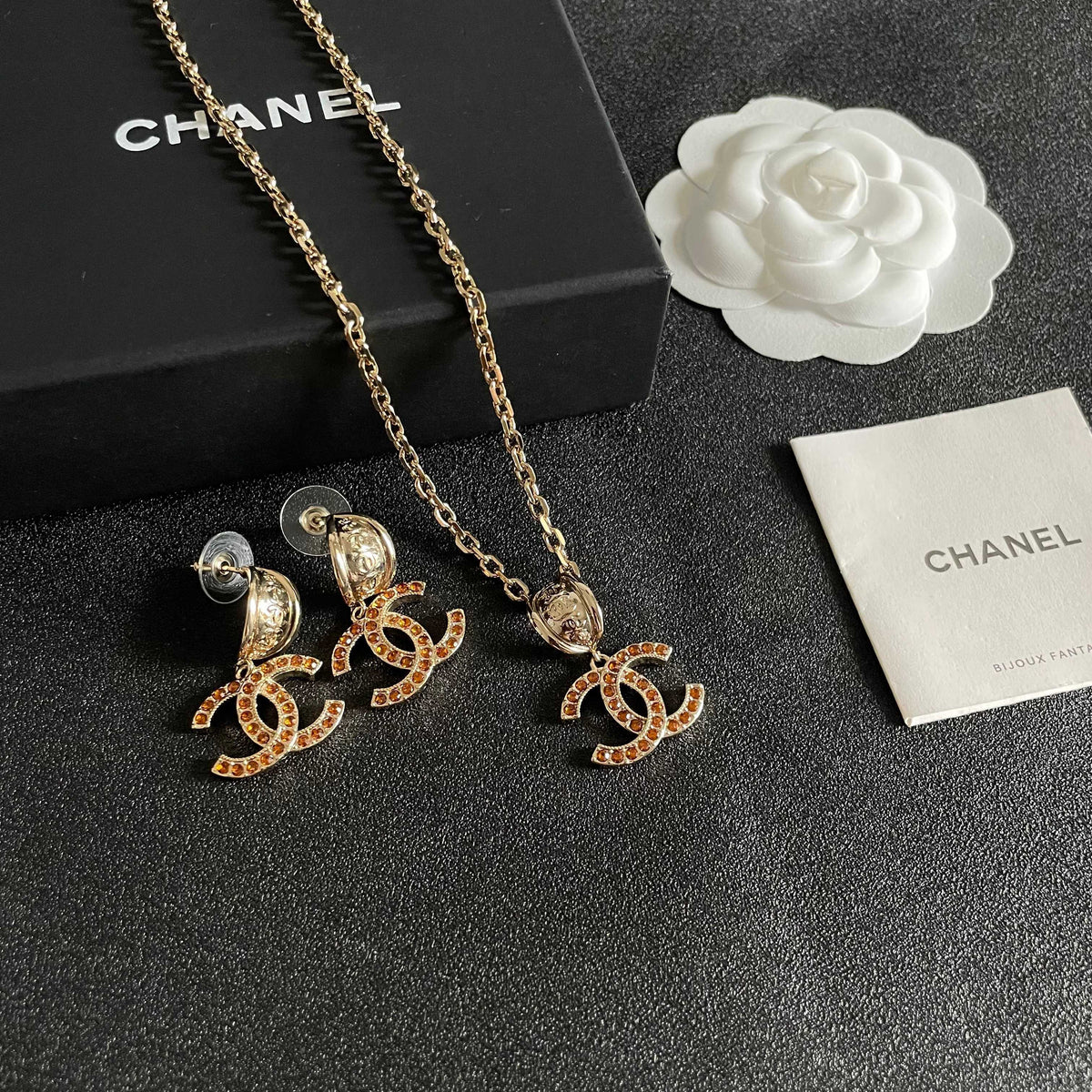 Martin Graham earrings in polished metal-tone – side detail