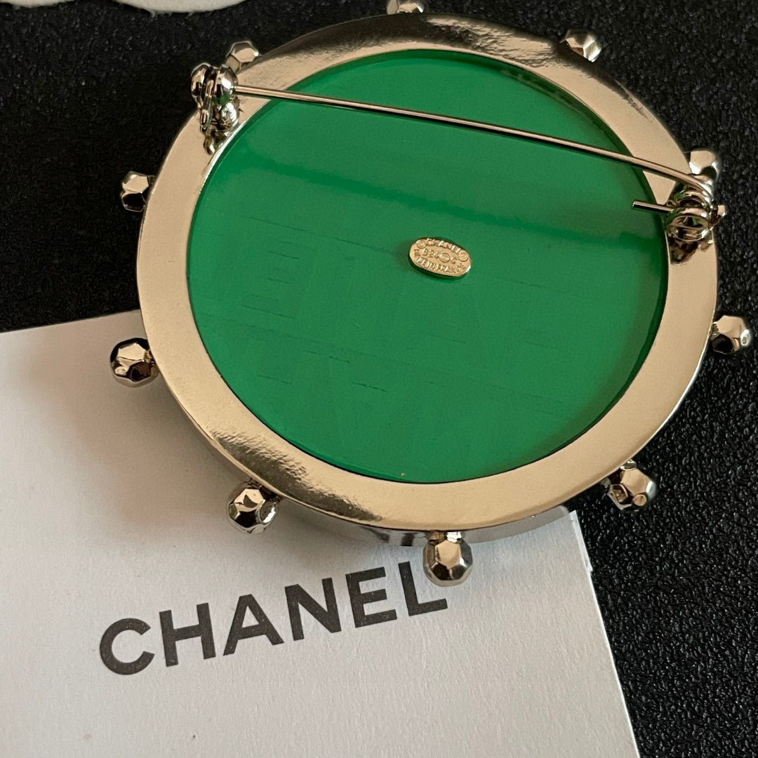 Martin Graham brooch in polished metal-tone – main product view