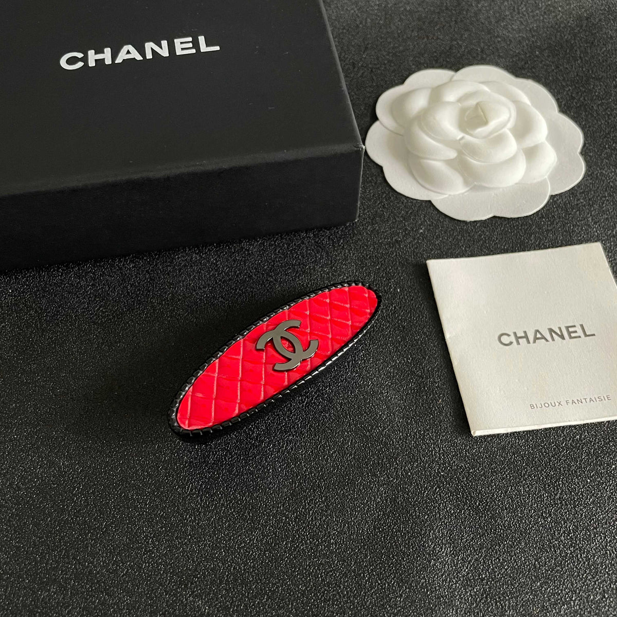Martin Graham hair accessory in polished metal-tone – styled product view
