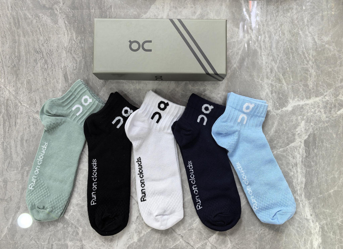 On Visible Branded Cuff Or Emblem Details No-Show Socks - 5-Pair Set