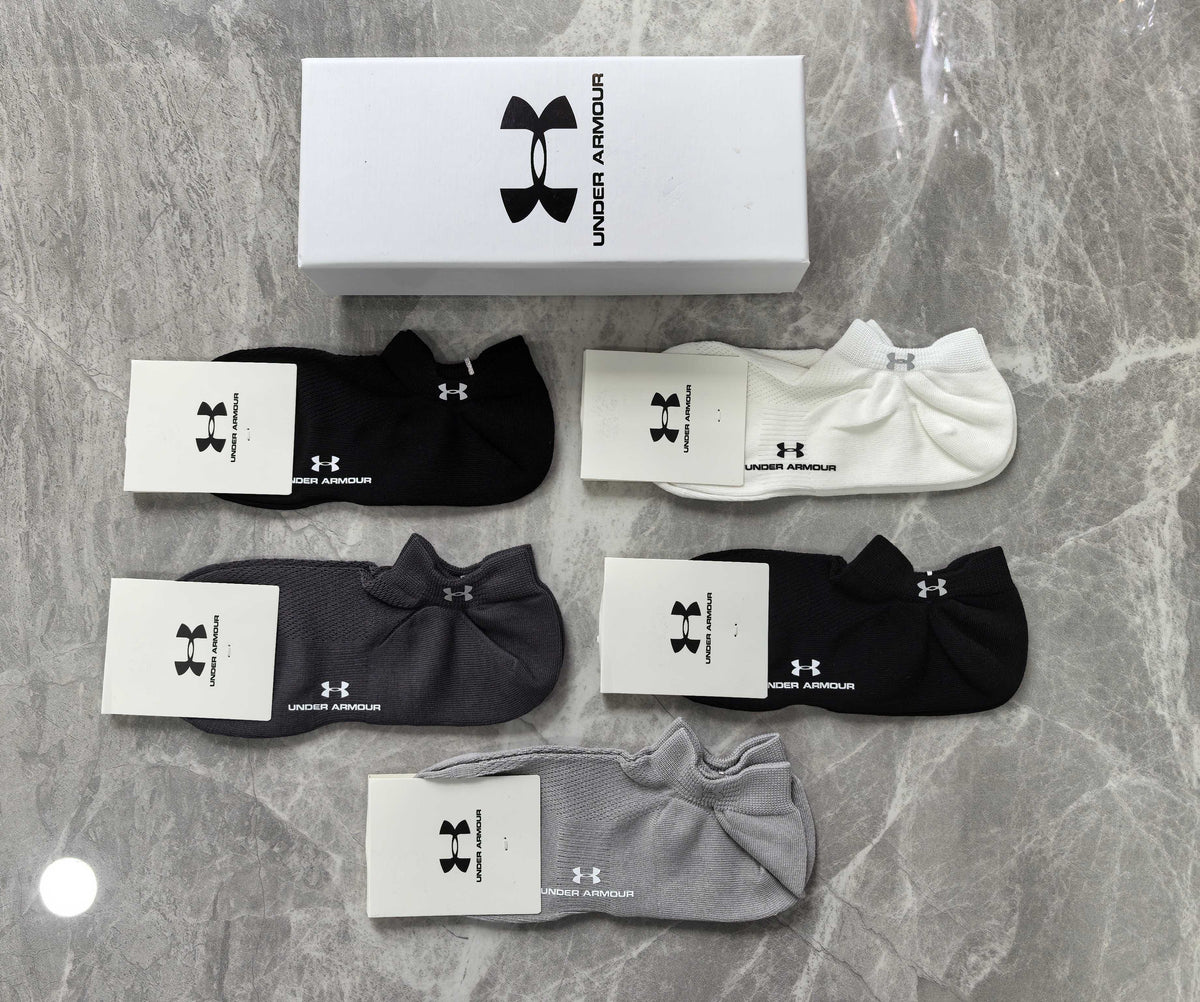 Under Armour Visible Branded Cuff Or Emblem Details No-Show Socks - 5-Pair Set