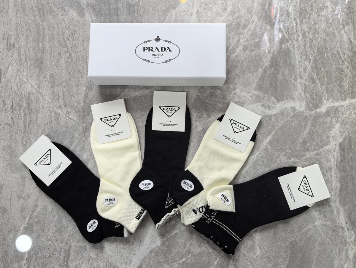 Prada Cotton Visible Branded Cuff Or Emblem Details No-Show Socks - 5-Pair Set