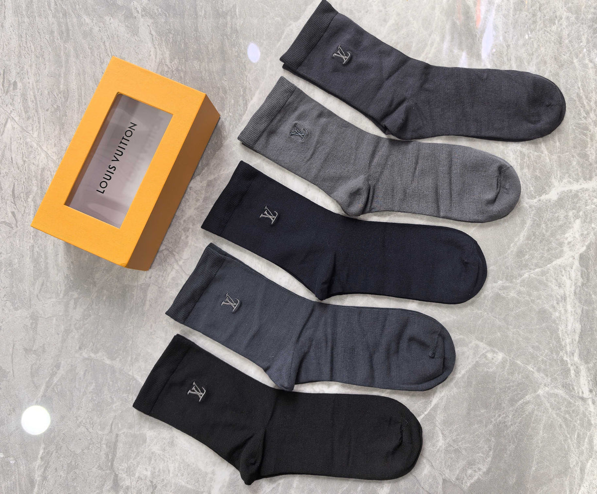 Louis Vuitton Modal Contrast Initial Details Crew Socks - 5-Pair Set