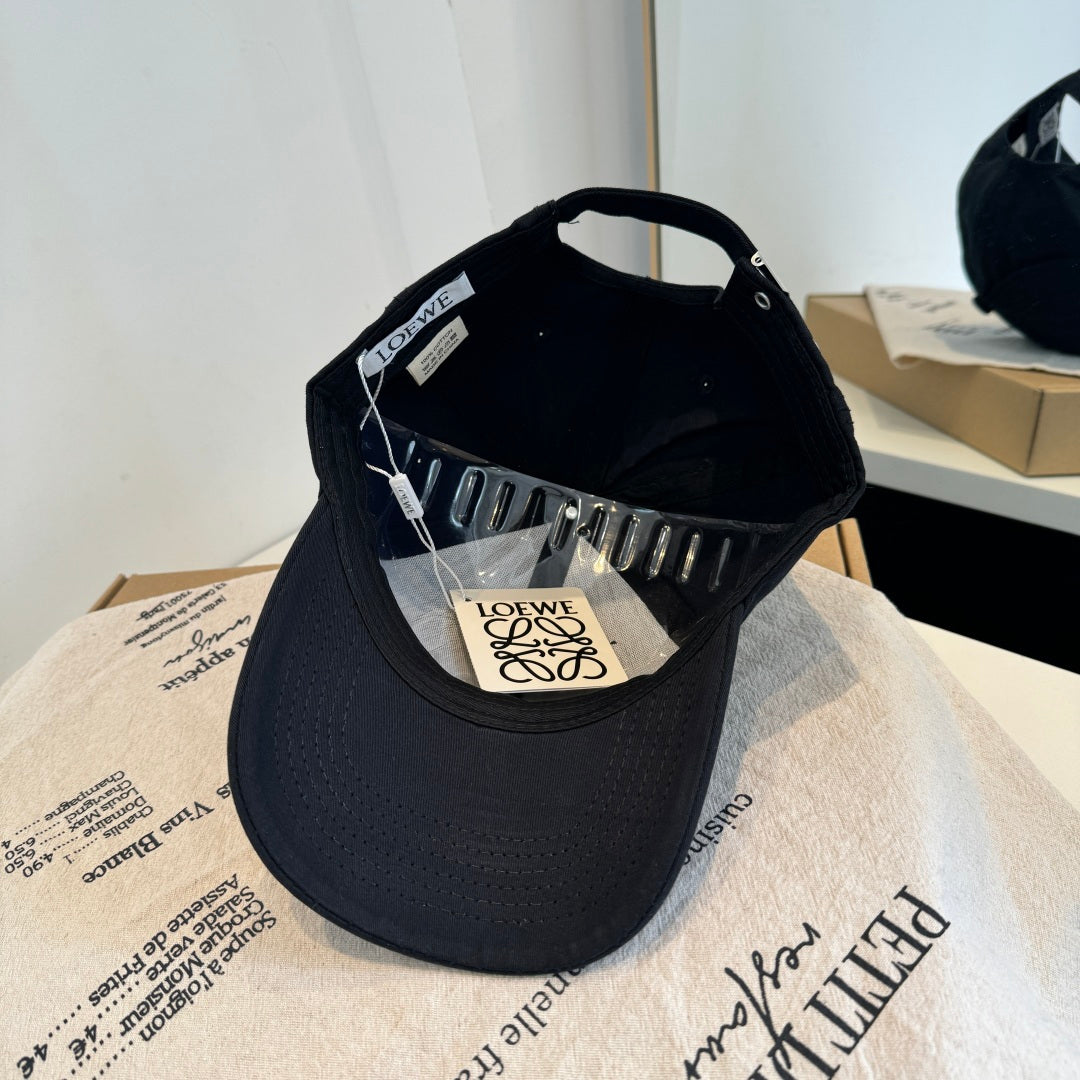 Loewe Hat - image 7