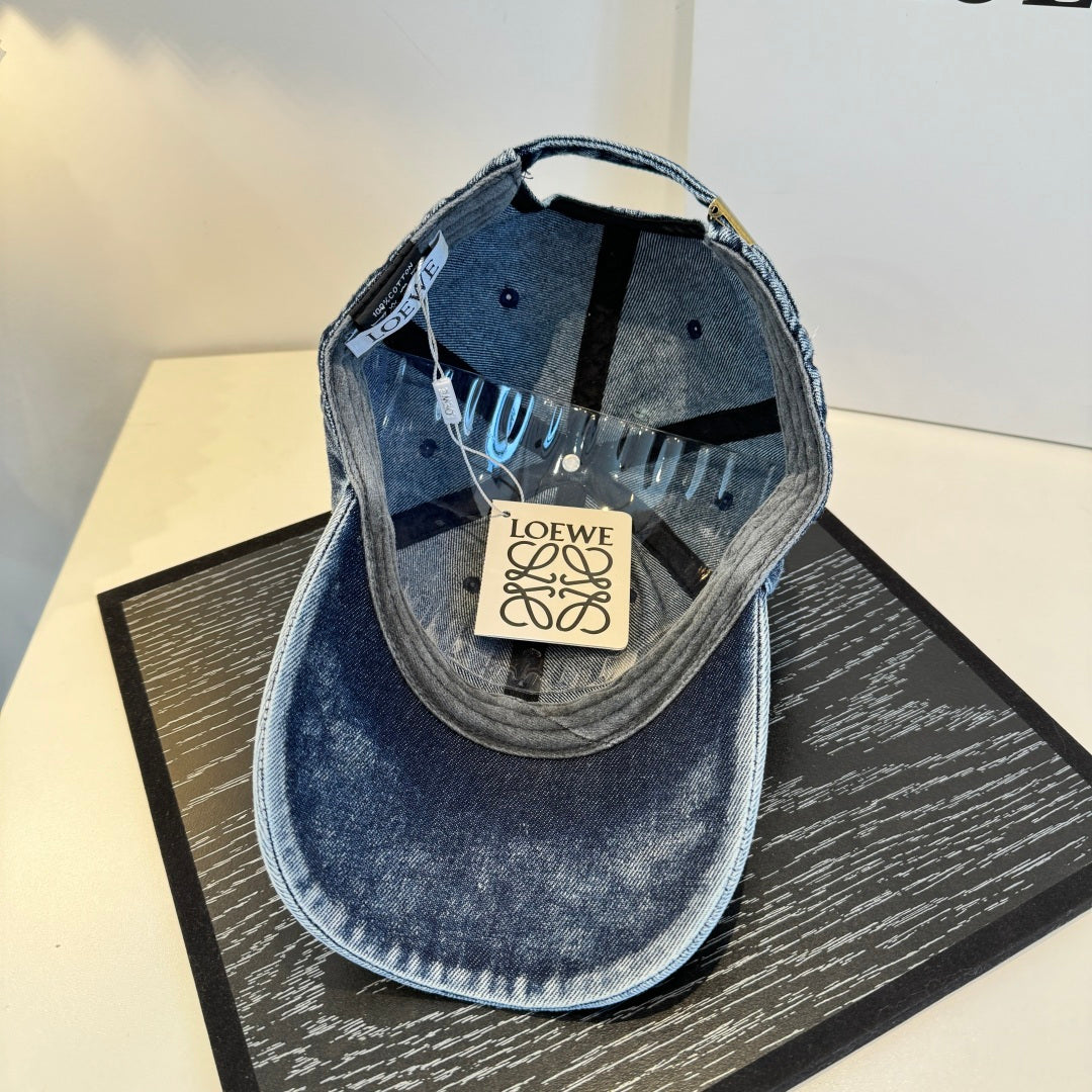 Loewe Hat - image 8