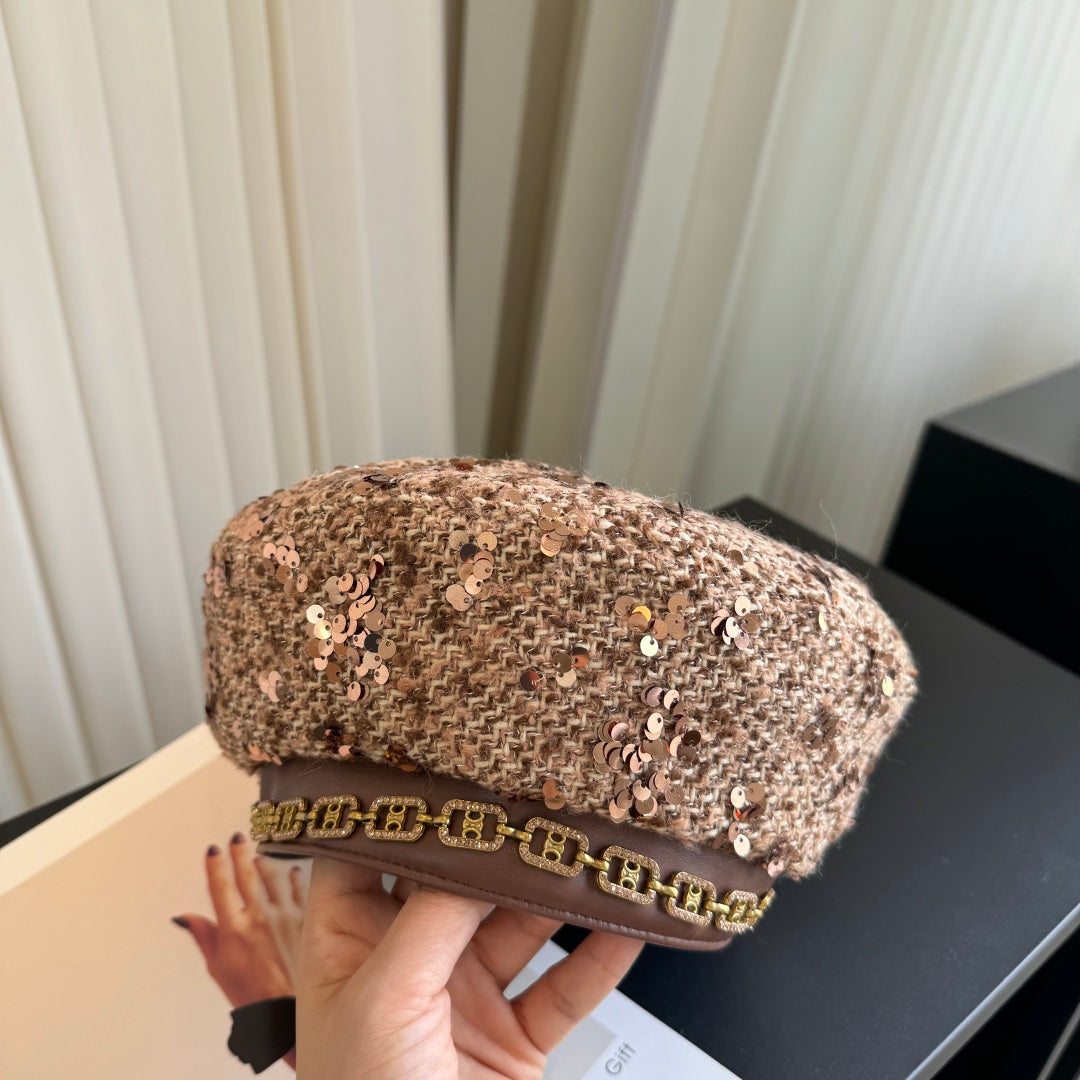 Celine Beret - image 3