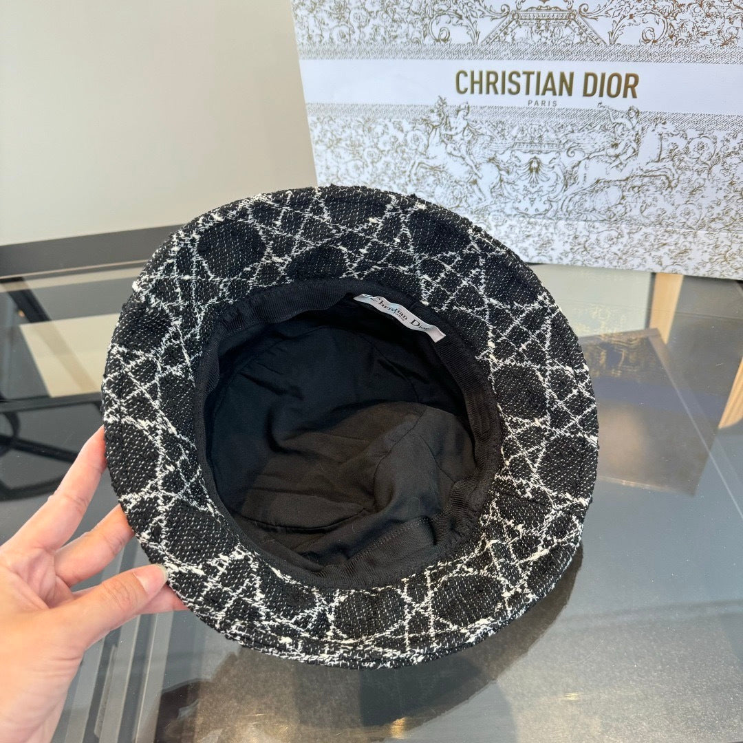 Dior Bucket Hat - image 9