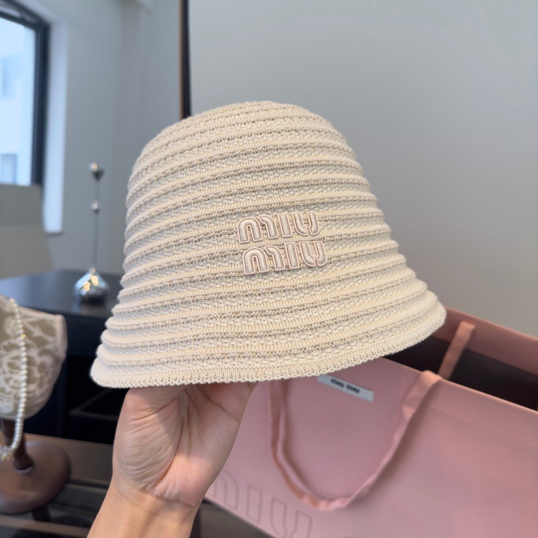 Miu Miu Knit Bucket Hat - image 3