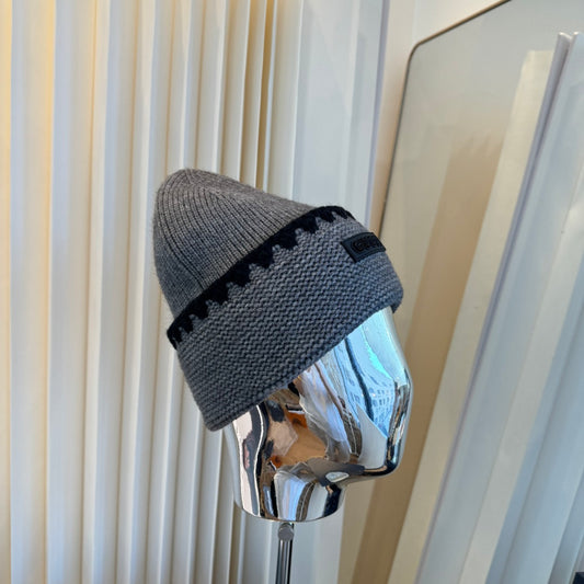Beanie - image 1