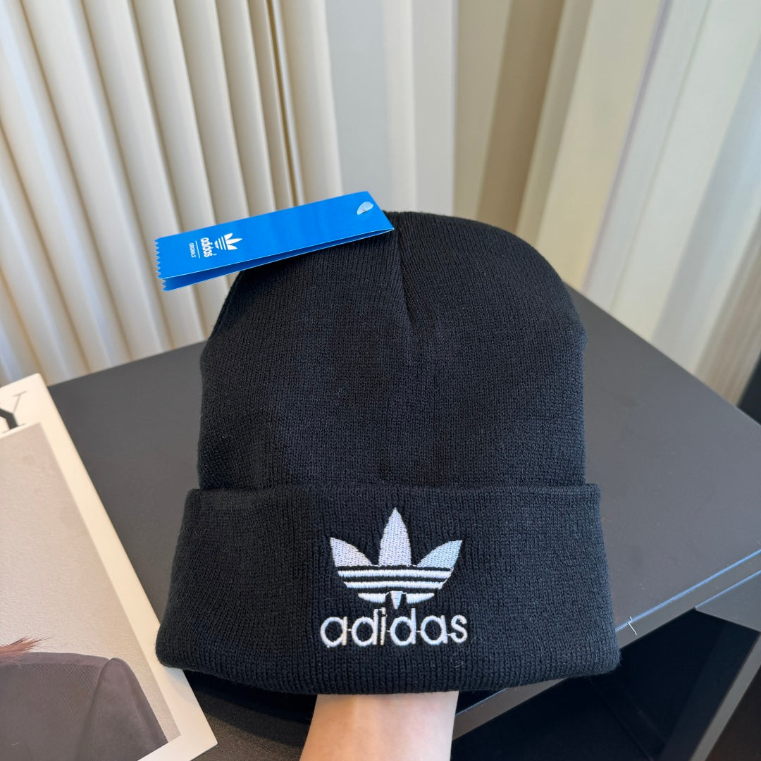 Adidas Beanie - image 4