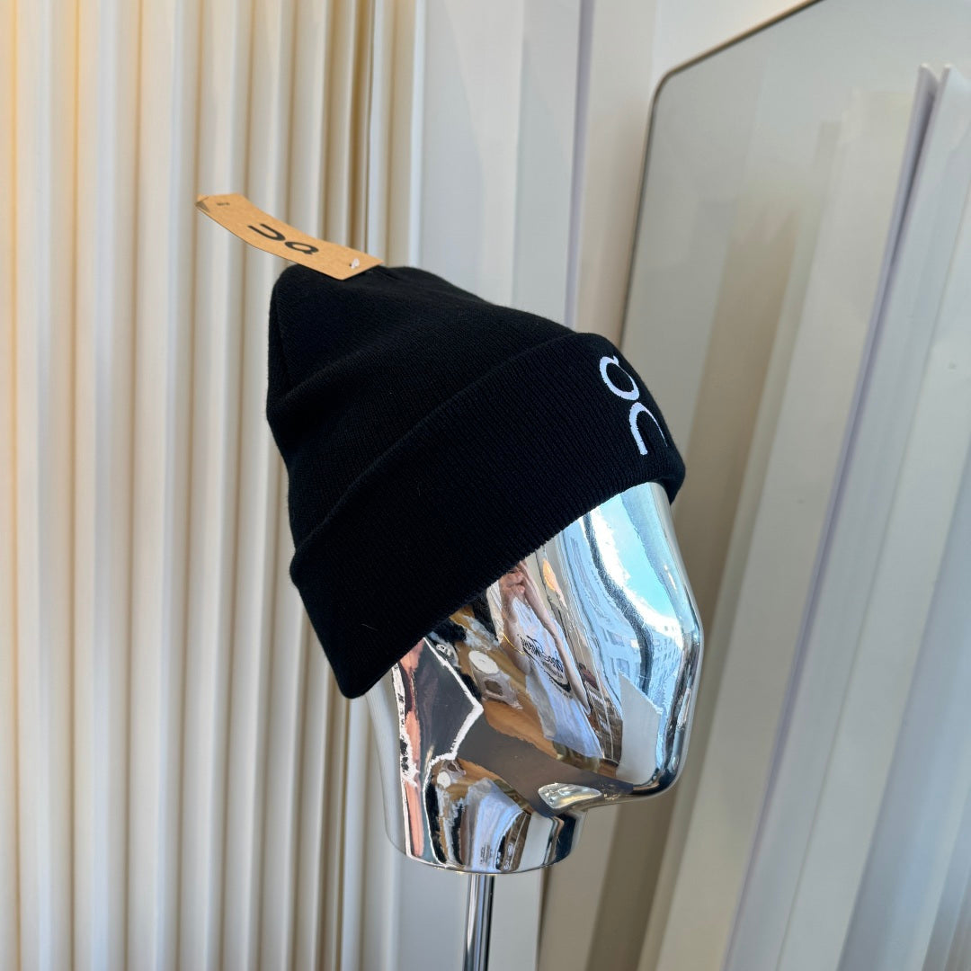 Beanie - image 1