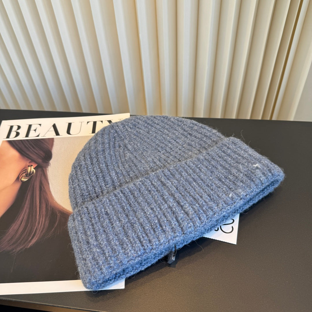 Loewe Beanie - image 7