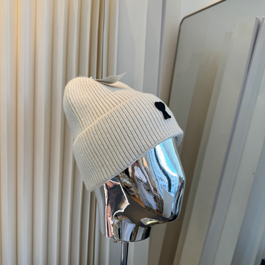 Beanie - image 1