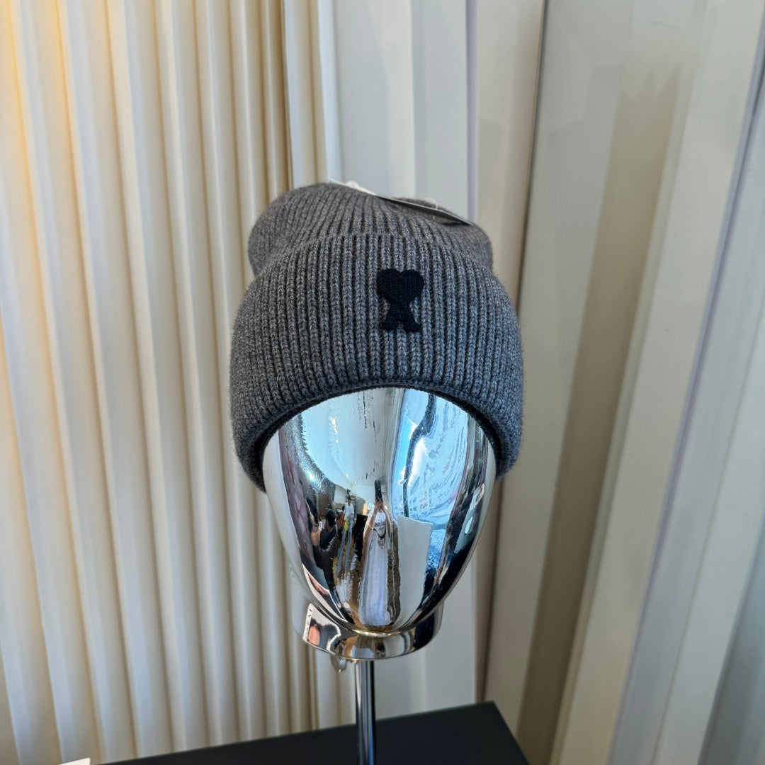 Beanie - image 2
