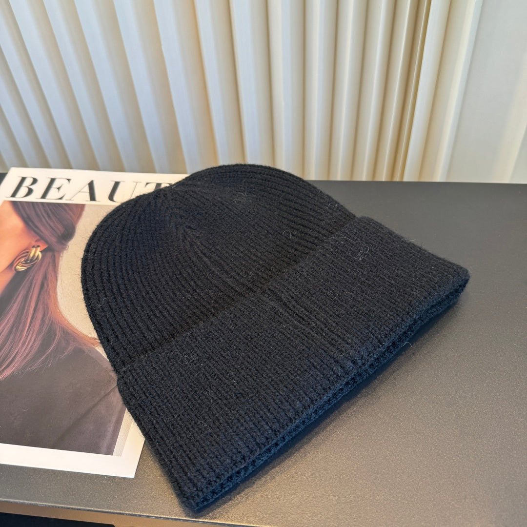 Beanie - image 8