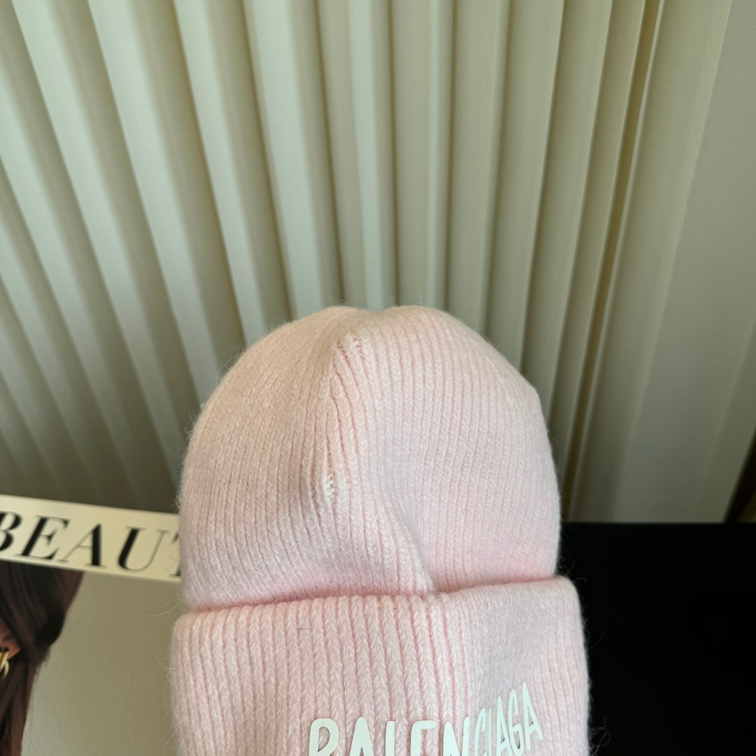 Balenciaga Beanie - image 6