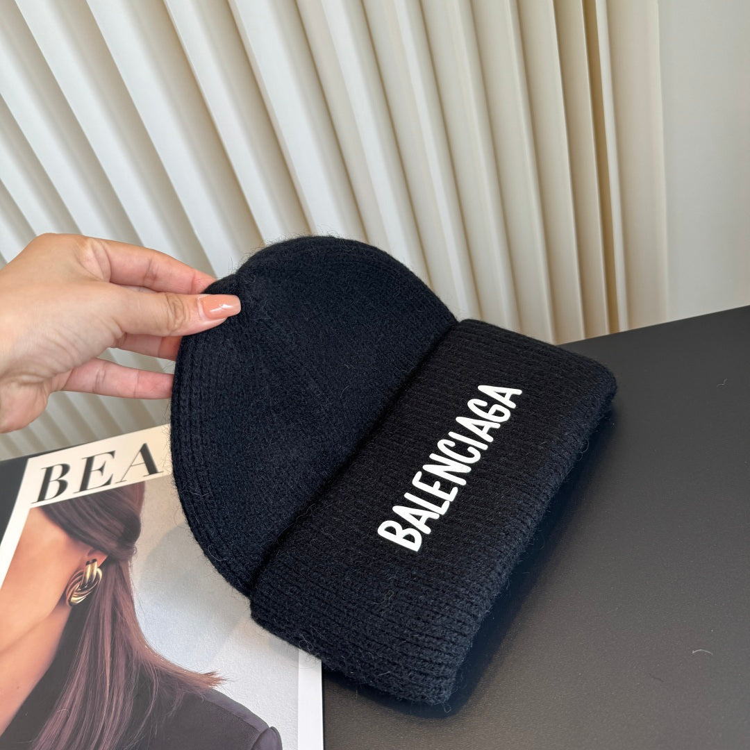 Balenciaga Beanie - image 8