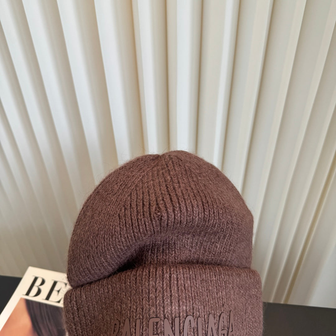 Balenciaga Beanie - image 6