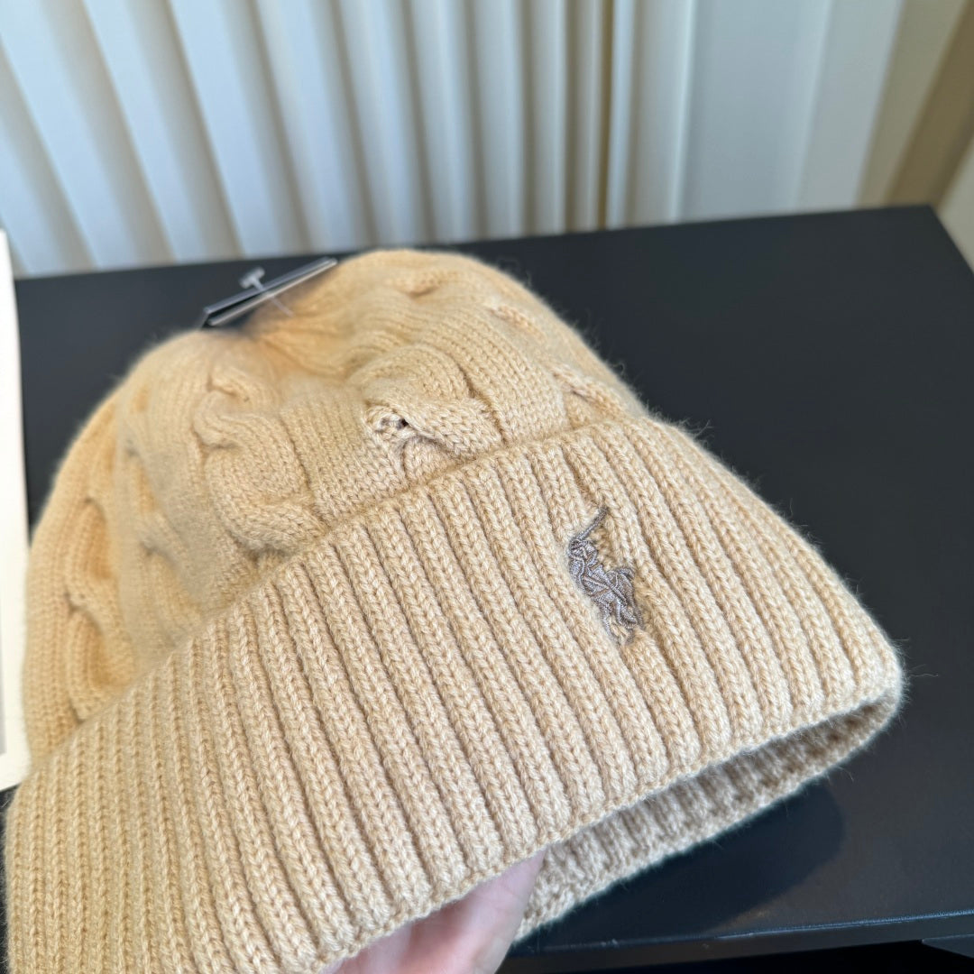 Beanie - image 5