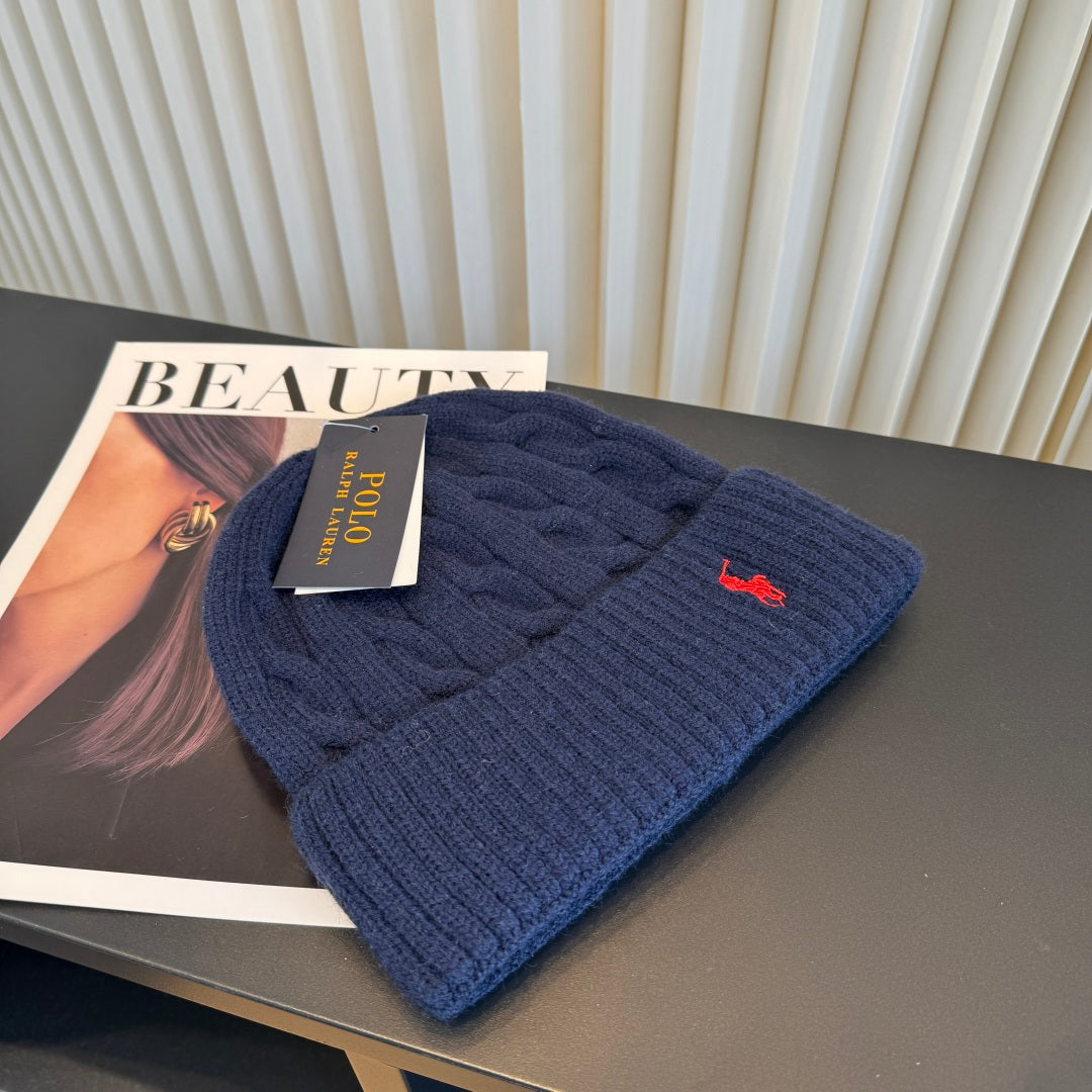 Beanie - image 3